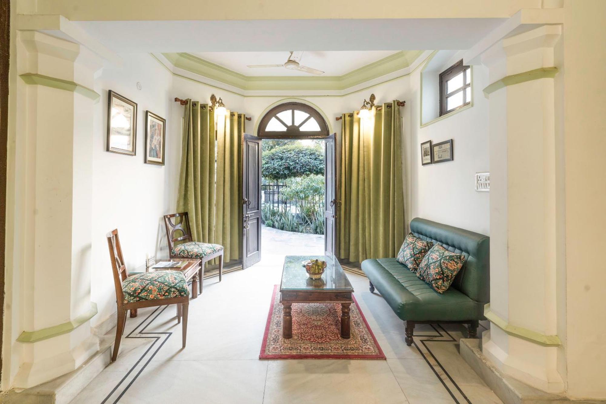 A Mansion Hotel Kashipur Exterior foto